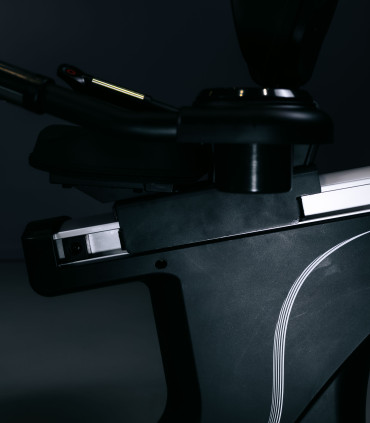 Vélo semi allongé ROADSTER TFT auto-alimenté CARE - ergomètre connecté