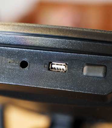 Vélo elliptique HELIS auto-alimenté - CARE - ergomètre connecté