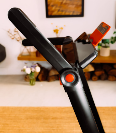 Tapis de course - 14km/h - CARE - JOG XP